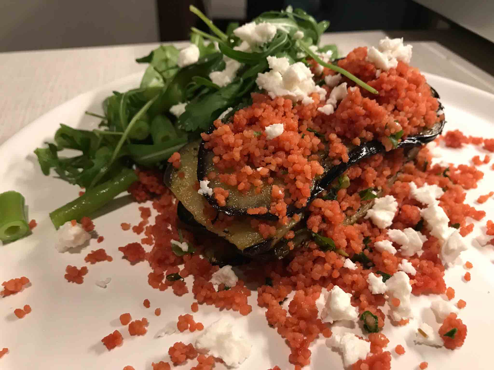 Geroosterde aubergine met fetakaas.